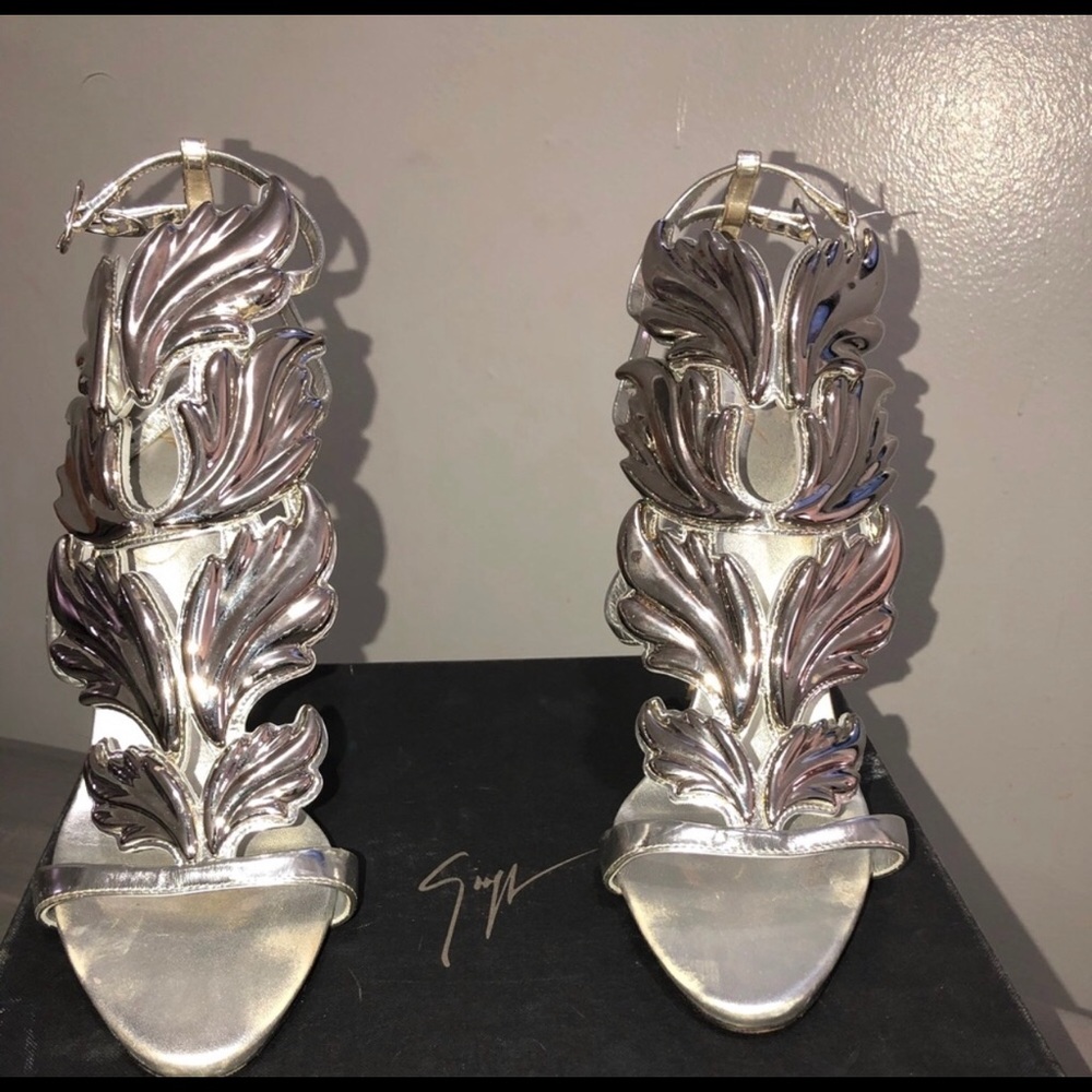 Giuseppe Zanotti cruel summers